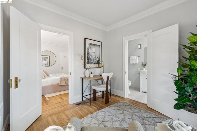 5208 Miles Ave, Oakland, CA 94618