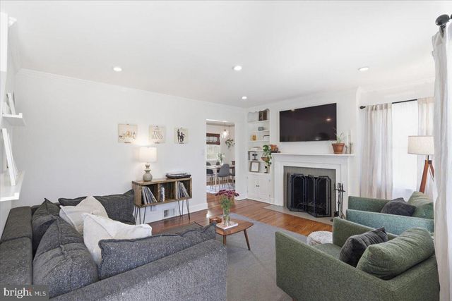 13230 CLUB RD, Hagerstown, MD 21742