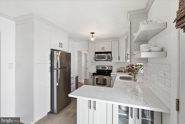 13230 CLUB RD, Hagerstown, MD 21742