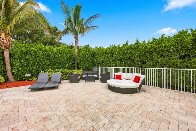 16475 76TH Trail N, Palm Beach Gardens, FL 33418