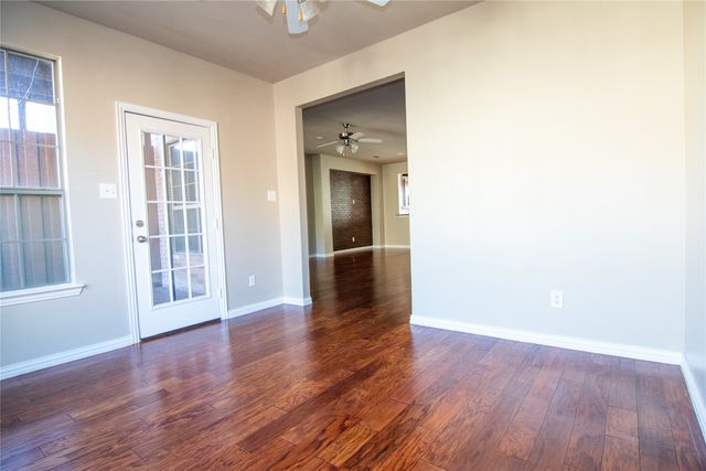 2557 Jacobson Drive, Lewisville, TX 75067