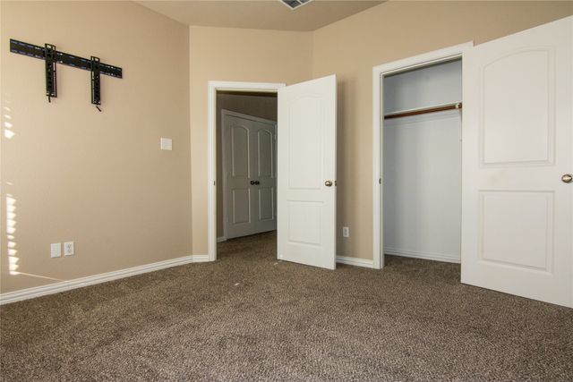 2557 Jacobson Drive, Lewisville, TX 75067