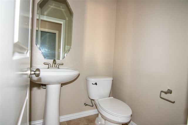 2557 Jacobson Drive, Lewisville, TX 75067