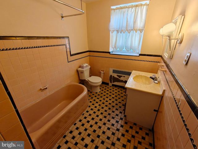 5601 WOODBINE AVE, Philadelphia, PA 19131