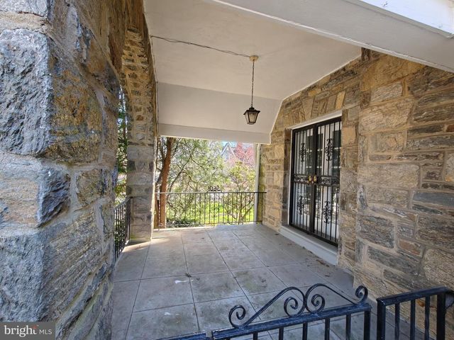 5601 WOODBINE AVE, Philadelphia, PA 19131