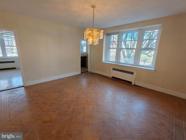 5601 WOODBINE AVE, Philadelphia, PA 19131