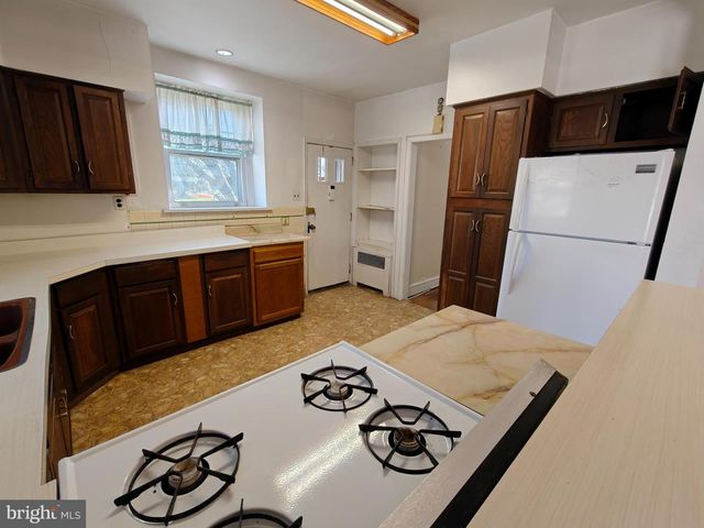 5601 WOODBINE AVE, Philadelphia, PA 19131