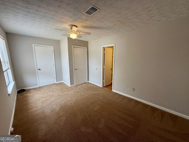 8515 Pineland Drive, Jonesboro, GA 30238