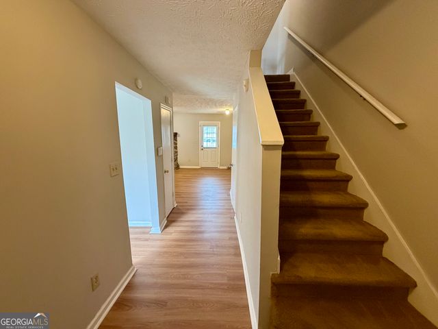 8515 Pineland Drive, Jonesboro, GA 30238