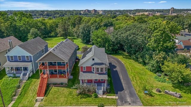 176 S Channing Street, Elgin, IL 60120