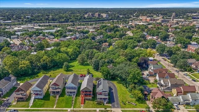 176 S Channing Street, Elgin, IL 60120