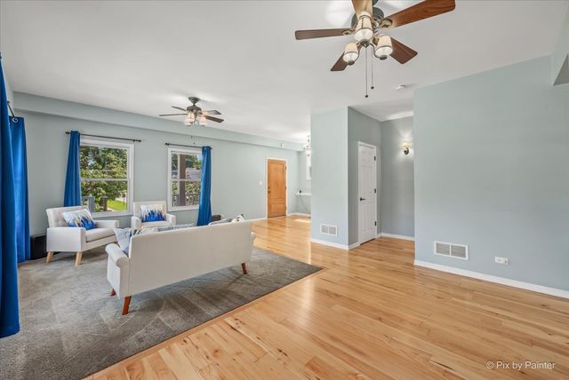 176 S Channing Street, Elgin, IL 60120