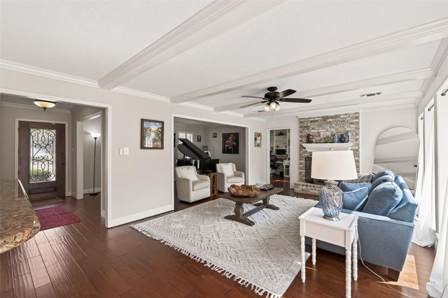 15843 Foxgate Road, Houston, TX 77079