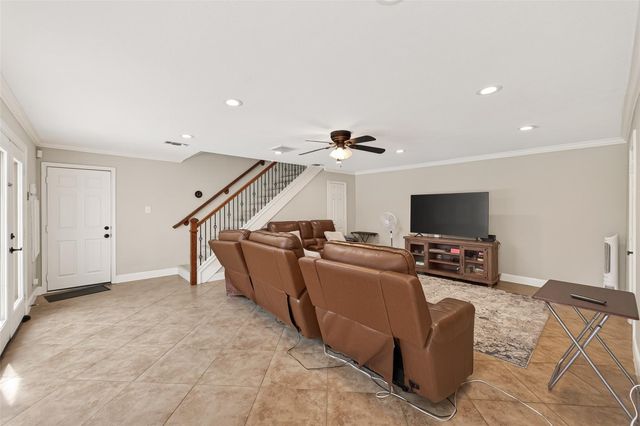 15843 Foxgate Road, Houston, TX 77079