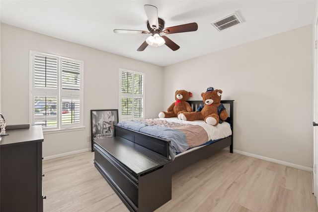 15843 Foxgate Road, Houston, TX 77079