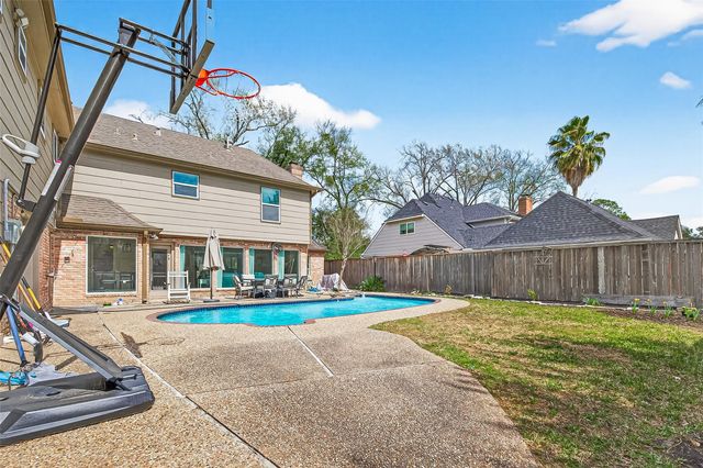 15843 Foxgate Road, Houston, TX 77079