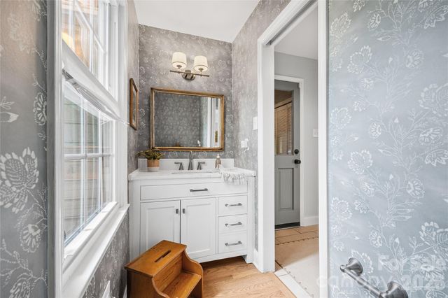 5431 Camilla Drive, Charlotte, NC 28226