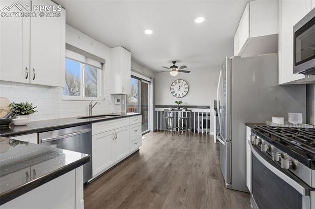 7620 Sunny View Lane, Colorado Springs, CO 80911