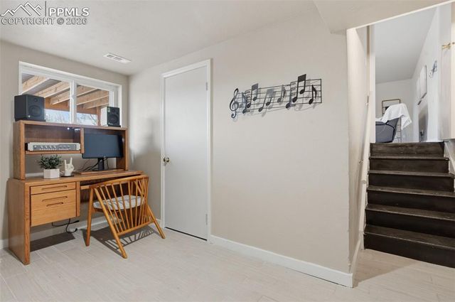 7620 Sunny View Lane, Colorado Springs, CO 80911