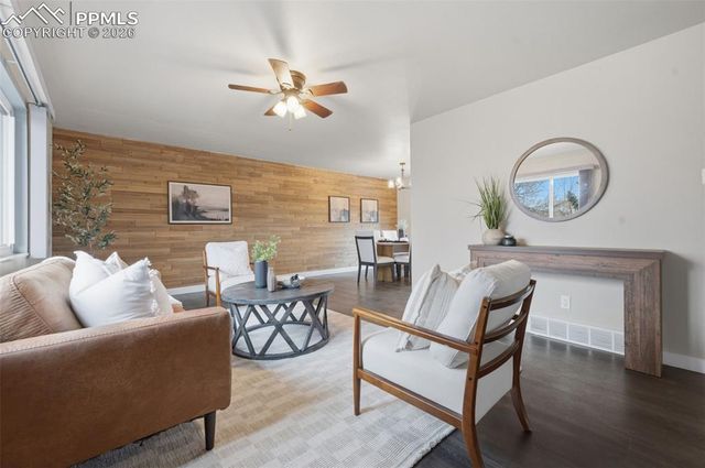 7620 Sunny View Lane, Colorado Springs, CO 80911