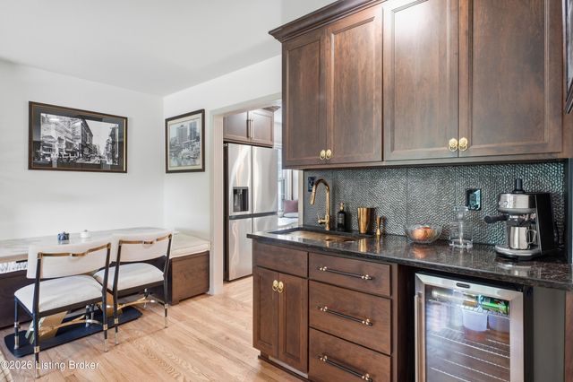 226 N Birchwood Ave, Louisville, KY 40206