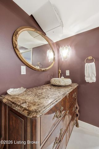 226 N Birchwood Ave, Louisville, KY 40206