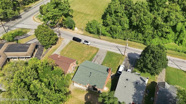 226 N Birchwood Ave, Louisville, KY 40206