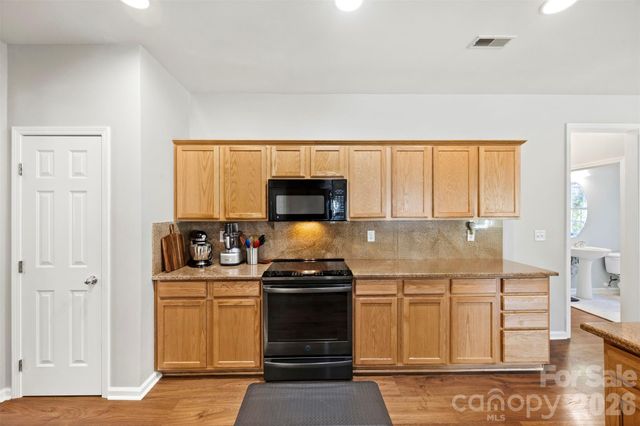 11719 Royal Castle Court, Charlotte, NC 28277