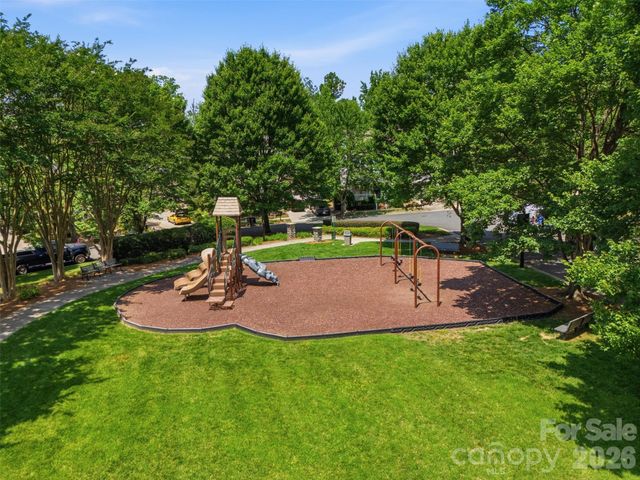 11719 Royal Castle Court, Charlotte, NC 28277