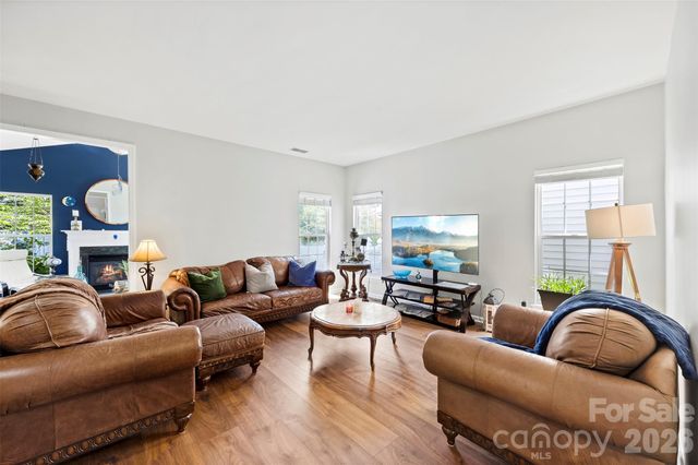 11719 Royal Castle Court, Charlotte, NC 28277