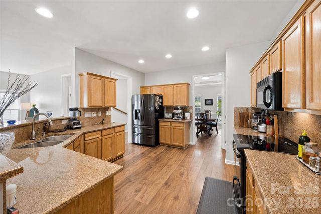 11719 Royal Castle Court, Charlotte, NC 28277