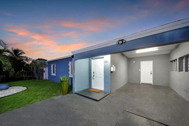 3331 Lake Avenue, West Palm Beach, FL 33405