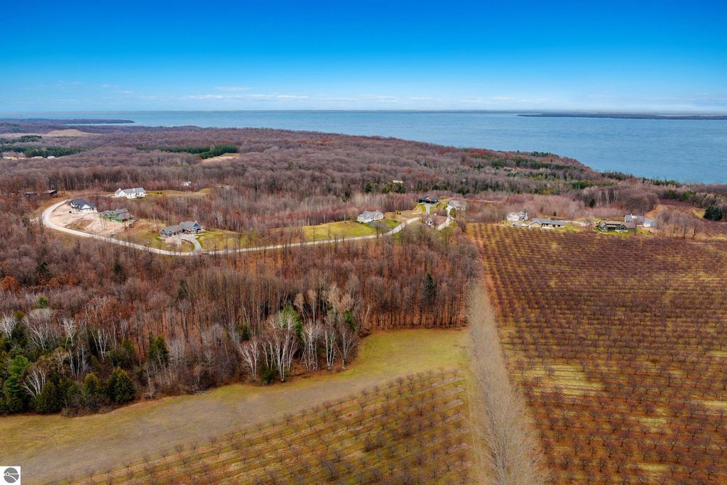 Image 7 of property listing at 1909 N Blue Water Court, Suttons Bay, MI 49682