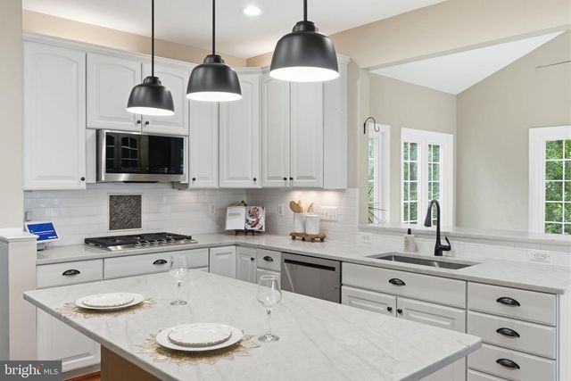 12668 ARTHUR GRAVES JR CT, Bristow, VA 20136