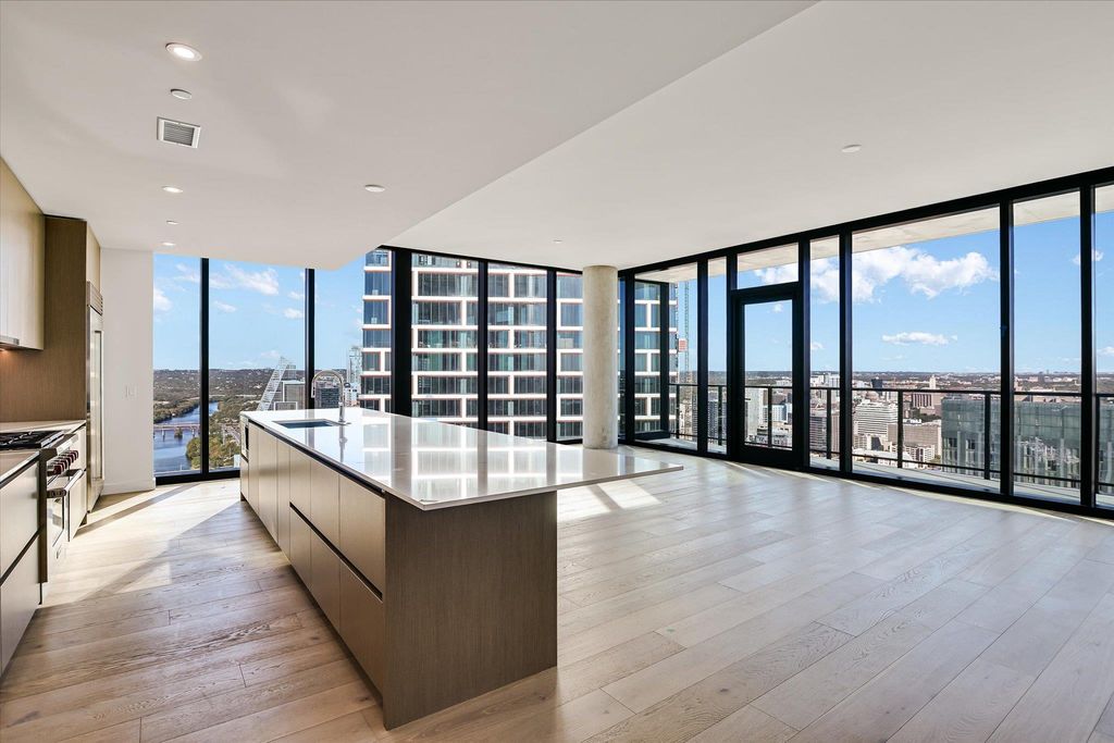 610 Davis ST 4304, Austin, TX 78701