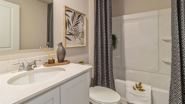 2919 Plum Drive, Norwalk, IA 50211