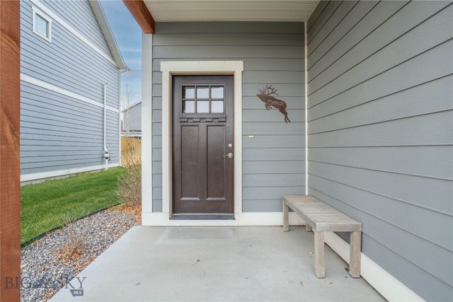 1403 Happy Lane A, Belgrade, MT 59714