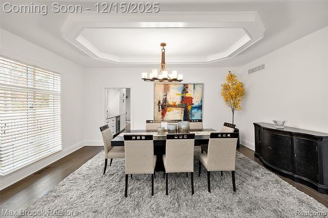 7515 Hiddenbrook Lane, Bloomfield Hills, MI 48301