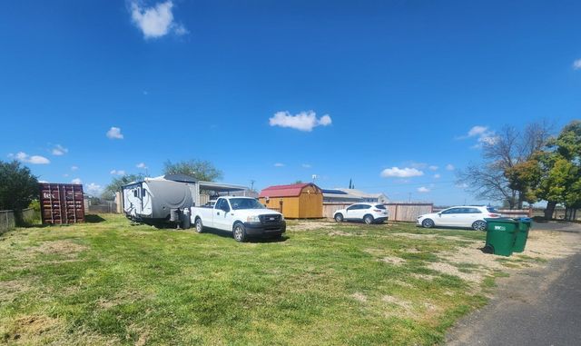 3784 Liberty Rd, Galt, CA 95632