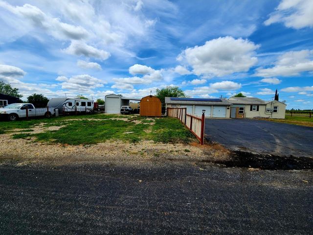 3784 Liberty Rd, Galt, CA 95632