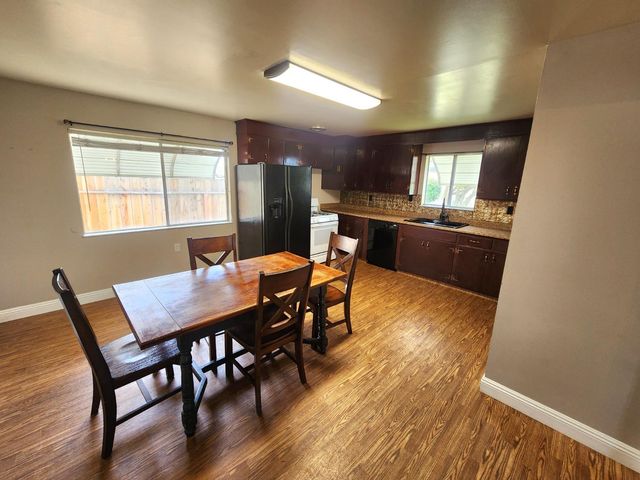 3784 Liberty Rd, Galt, CA 95632
