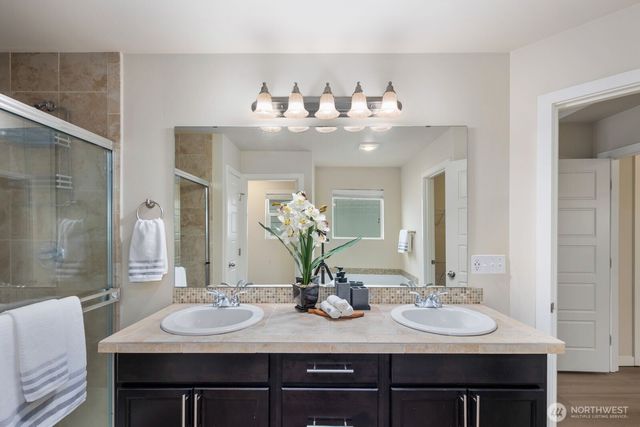 12009 SE 292nd Way, Auburn, WA 98092