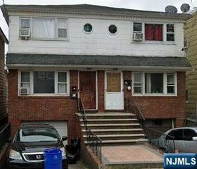 713 Warren Street, Harrison, NJ 07029