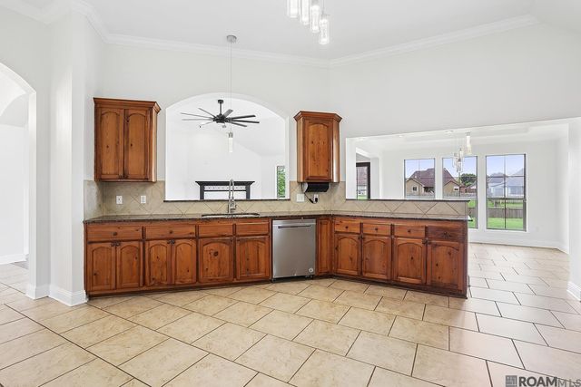 41439 Hearthstone Ave, Prairieville, LA 70769