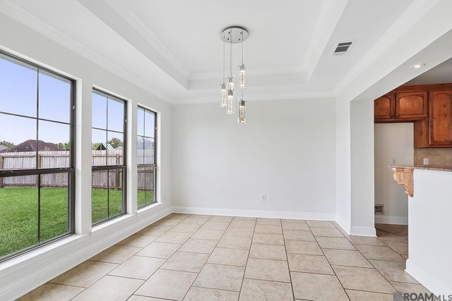 41439 Hearthstone Ave, Prairieville, LA 70769