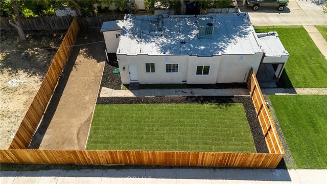 204 W 25th Street, Merced, CA 95340