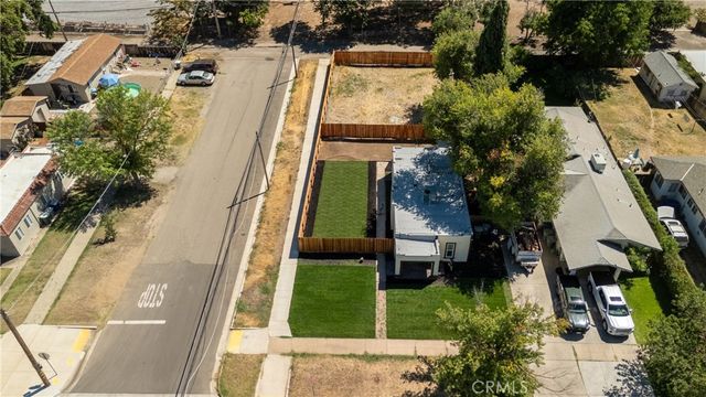 204 W 25th Street, Merced, CA 95340