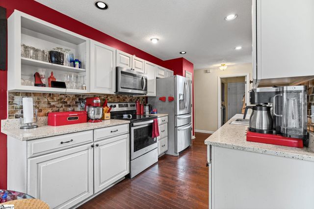 103 Pinebark Lane, Greenwood, SC 29649