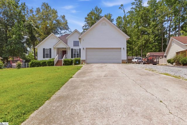 103 Pinebark Lane, Greenwood, SC 29649