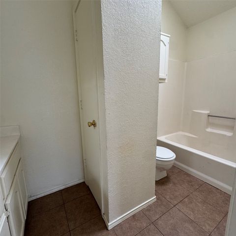 12 States Avenue, Midlothian, TX 76065
